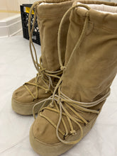 Load image into Gallery viewer, aw2003 Junya Watanabe Arctic Boots - Size S