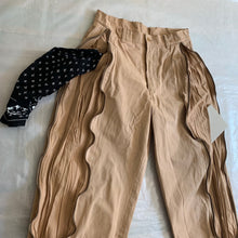 Load image into Gallery viewer, aw1999 Issey Miyake Baggy Front Zipper Cargos - Size M