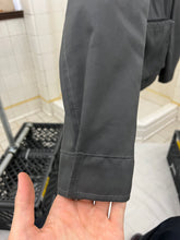 Load image into Gallery viewer, 2000s Samsonite 'Travel Wear' Anorak Cargo Jacket - Size L