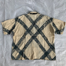 Load image into Gallery viewer, 1980s Issey Miyake Diagonal Dyed Shirt - Size XL