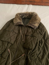 Load image into Gallery viewer, 1990s Armani Olive Quilted M65 Field Jacket with Fur Collar - Size M