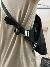 Load image into Gallery viewer, 1998 Mandarina Duck 'Task Bag' - Size OS