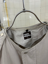 Load image into Gallery viewer, 1970s Issey Miyake Light Cropped Jacket with Removable Sleeves - Size S