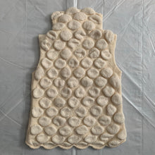 Load image into Gallery viewer, 1990s Armani Cream 3D Design Sleeveless Pullover Knit - Size S