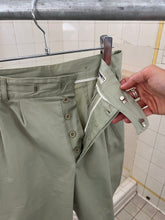 Load image into Gallery viewer, 1990s Katharine Hamnett Pleated Shorts - Size M