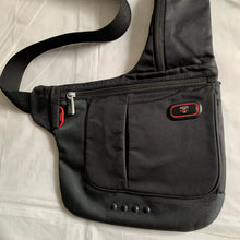 Load image into Gallery viewer, 2000s Vintage TUMI T-TECH 5135D Black Saddle Bag - Size OS