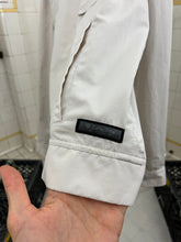 Load image into Gallery viewer, 2000s Samsonite ‘Travel Wear’ Nylon Work Jacket with Removable Sleeves - Size XL