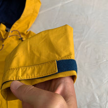 Load image into Gallery viewer, aw2005 Junya Watanabe Yellow Water Resistant Anorak with Bungee Closure - Size M