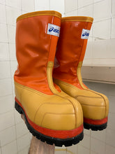 Load image into Gallery viewer, Vintage Asics W-DX 2 Arctic Boots - Size 10