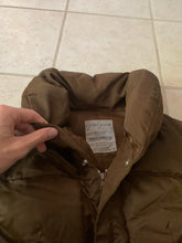 Load image into Gallery viewer, 1990s Yohji Yamamoto Textured Nylon Synched Puffer Jacket - Size M