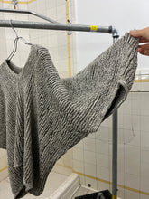 Load image into Gallery viewer, 1980s Issey Miyake Deformed Knit Sweater - Size L