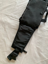 Load image into Gallery viewer, aw2000 Issey Miyake Large Transformable Waistbag/Cargobag - Size OS