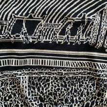 Load image into Gallery viewer, 1980s Issey Miyake Graphic Knit - Size L