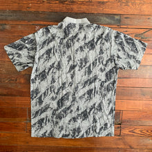 Load image into Gallery viewer, 1980s Issey Miyake Grey Oversized Printed Shirt - Size L