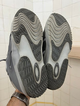 Load image into Gallery viewer, 2000s Oakley ‘Code Red’ Sneakers in Grey - Size 10 US