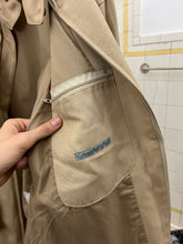 Load image into Gallery viewer, Late 1990s Mandarina Duck Egg Cell Cargo Jacket - Size L