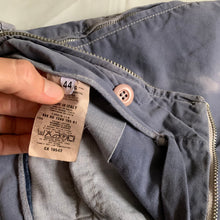Load image into Gallery viewer, 2000s Helmut Lang Astro Cargo Shorts - Size M