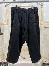 Load image into Gallery viewer, 2000s Yohji Yamamoto Wide Leg Cropped Trousers - Size L