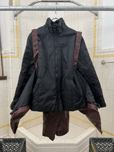 Load image into Gallery viewer, 2000s Vintage Levis Engineered Jeans Coated Technical Parachute Jacket - Size L
