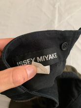 Load image into Gallery viewer, aw2004 Issey Miyake Reconstructed Switch Fabric Paneling Pants - Size L