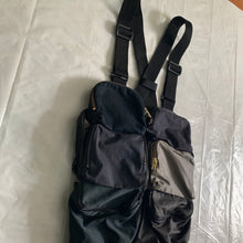 Load image into Gallery viewer, ss2009 Margiela Multipocket Strapped Vest - Size OS