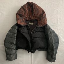 Load image into Gallery viewer, aw1993 Issey Miyake Super High Neck Cropped Puffer Jacket - Size M