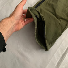 Load image into Gallery viewer, 1990s Final Home Military Green Survival Zipper Pants - Size M