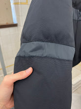 Load image into Gallery viewer, 2000s Mandarina Duck Anatomical Cropped Puffer - Size XL
