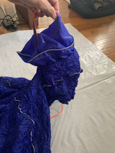 Load image into Gallery viewer, aw1999 Issey Miyake Blue Crinkled Bungee Pullover Packable Hoodie - Size M