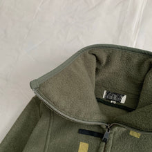 Load image into Gallery viewer, 1990s Lad Musician High Neck Ninja Tech Fleece Jacket - Size M