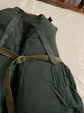 Load image into Gallery viewer, 1940s Vintage WW2 US Kapok Life Jacket - Size OS