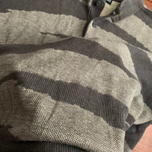 Load image into Gallery viewer, 1990s Issey Miyake Earth Tone Woven Graphic Polo - Size M