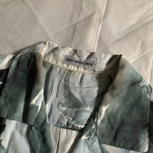 Load image into Gallery viewer, ss1997 Issey Miyake Revere Collar Abstract Painting Shirt - Size L