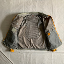 Load image into Gallery viewer, 2000s Vintage TUMI Yellow Traveler Jacket - Size M