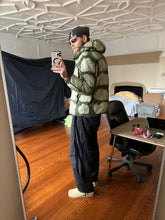 Load image into Gallery viewer, 2000s Vintage Jipijapa Reversible X-Ray Puffer Jacket - Size L