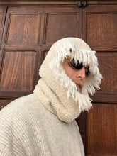 Load image into Gallery viewer, 1990s Final Home Artic Boucle Hood - Size OS