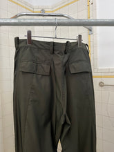 Load image into Gallery viewer, ss2007 Issey Miyake Olive Darted Knee Cargo Pants - Size L