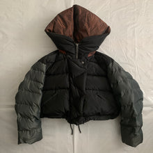 Load image into Gallery viewer, aw1993 Issey Miyake Super High Neck Cropped Puffer Jacket - Size M