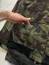 Load image into Gallery viewer, 2000s Vintage Griffin DPM Jacket with Hidden Inside Back Pocket - Size M