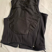 Load image into Gallery viewer, 2000s Vintage TUMI Black Traveler Cargo Vest - Size XL