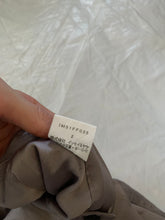 Load image into Gallery viewer, ss2005 Issey Miyake Soft Blush Twist Calf Paneled Technical Pants - Size M