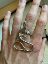 Load image into Gallery viewer, aw2016 Takahiromiyashita The Soloist .925 Sterling Silver Gecko Ring - Size OS