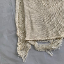 Load image into Gallery viewer, 1990s Yohji Yamamoto Destroyed Cream Knitted Sweater - Size M