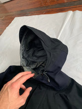 Load image into Gallery viewer, aw2005 Junya Watanabe Goretex Articulated Technical Mountain Jacket - Size M