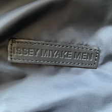 Load image into Gallery viewer, aw1996 Issey Miyake Cargo Vest - Size OS