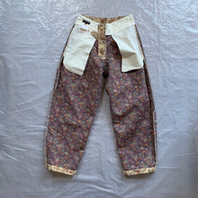 Load image into Gallery viewer, aw2011 CDGH+ Beige Gobelin Tapestry Floral Double Pleated Trouser - Size XS